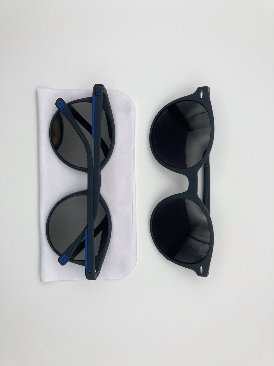 Lentes de sol MILENIUS  Azul contornos ovalados + Estuche