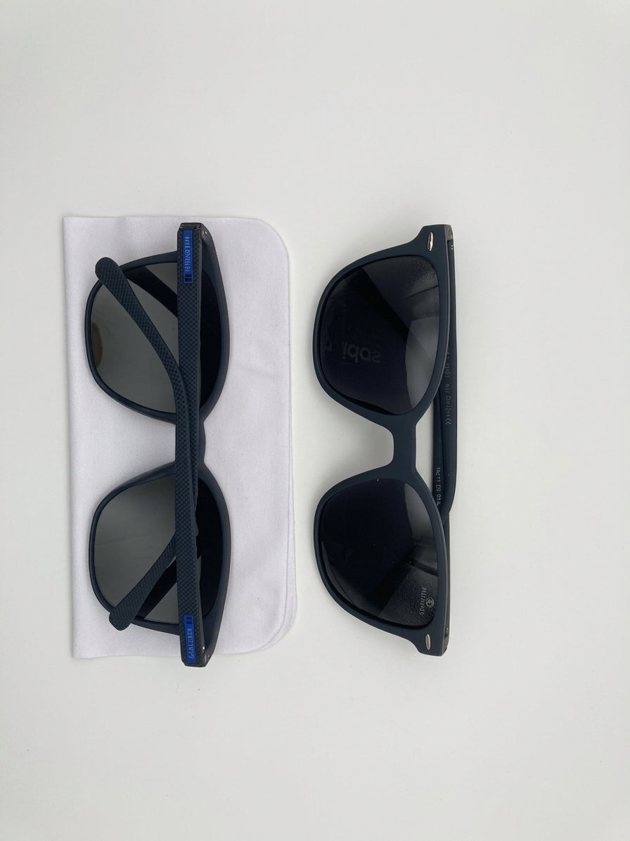 Lentes de sol MILENIUS Azul esquinas estructuradas + Estuche